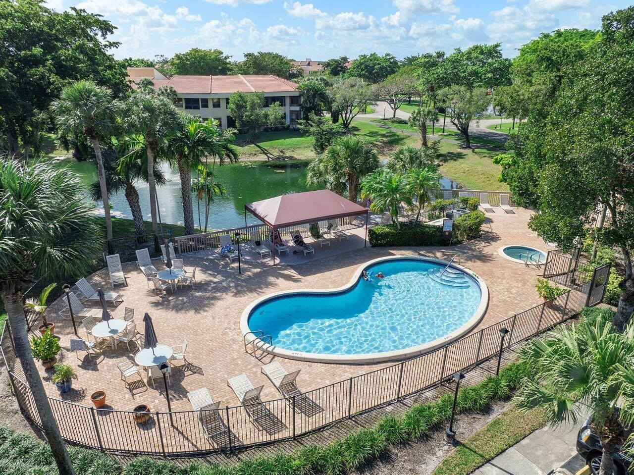 7508 La Paz Boulevard, Unit 304, Boca Raton, FL 33433 Photo