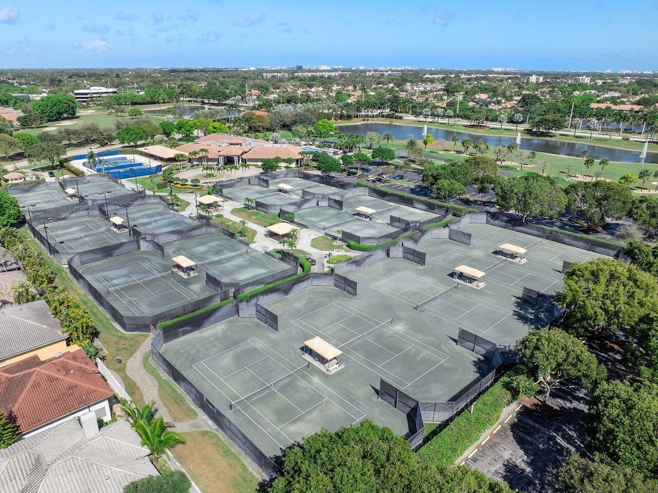 7508 La Paz Boulevard, Unit 304, Boca Raton, FL 33433 Photo