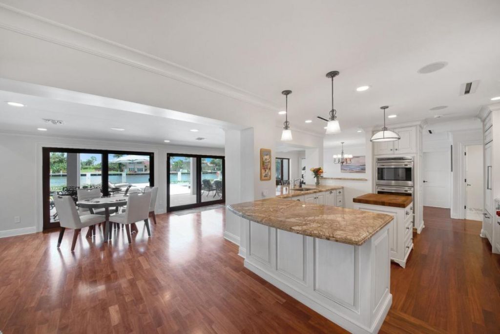 4555 W Tradewinds Avenue, Lauderdale by the Sea, FL 33308 Photo