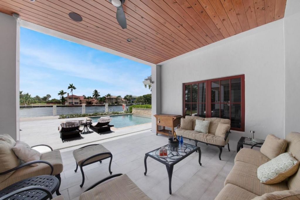 4555 W Tradewinds Avenue, Lauderdale by the Sea, FL 33308 Photo