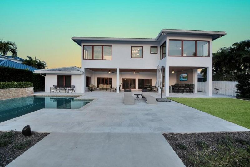 4555 W Tradewinds Avenue, Lauderdale by the Sea, FL 33308 Photo