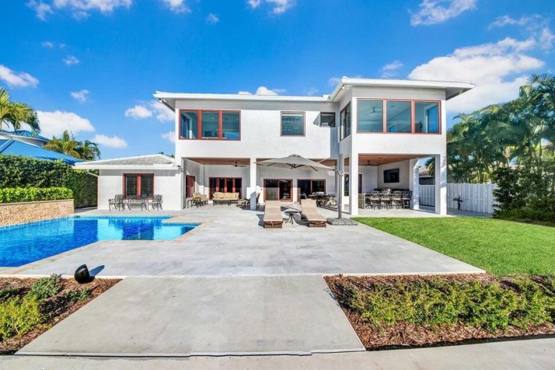 4555 W Tradewinds Avenue, Lauderdale by the Sea, FL 33308 Photo