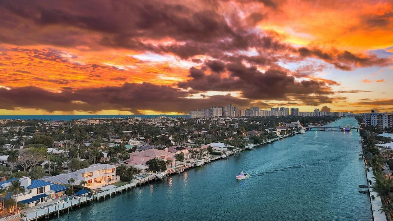 4555 W Tradewinds Avenue, Lauderdale by the Sea, FL 33308 Photo