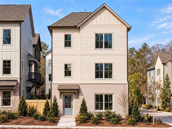 3304 Stillwood Lane, Atlanta, GA 30354