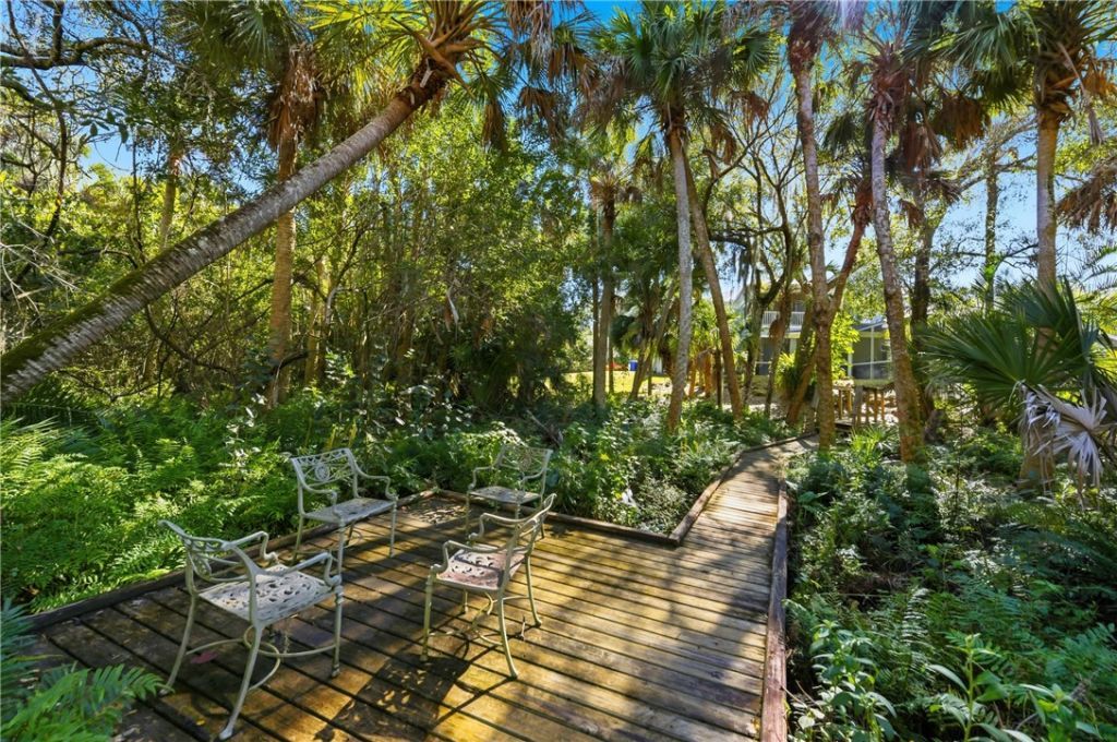 881 Robin Lane, Sebastian, FL 32958 Photo