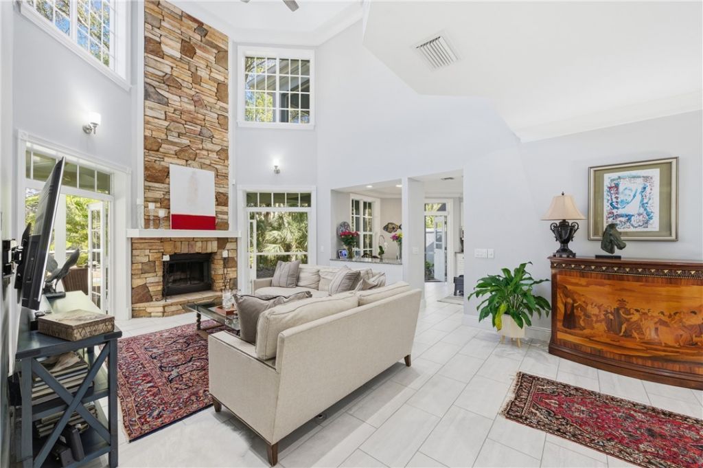 881 Robin Lane, Sebastian, FL 32958 Photo