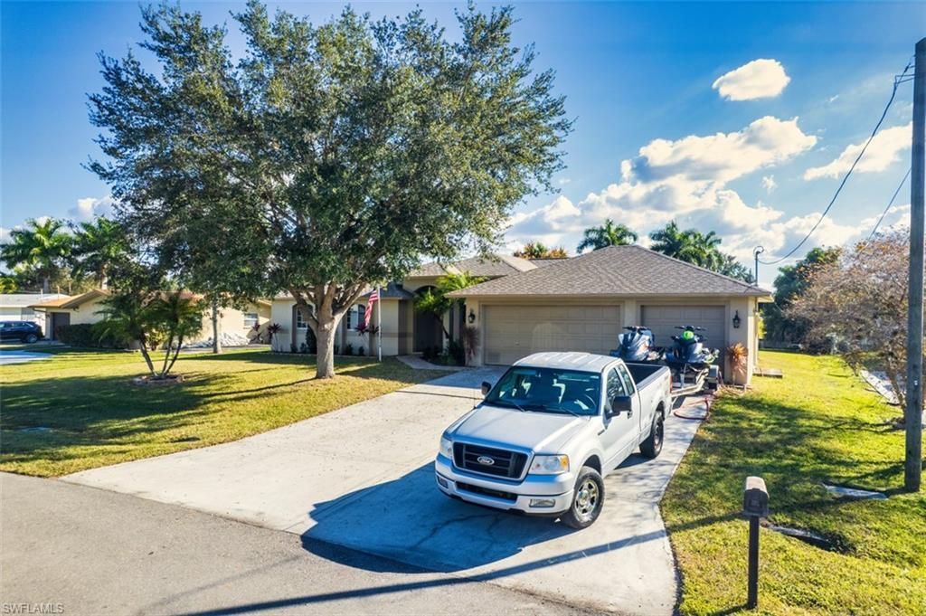 13867 Lazy Ln, Fort Myers, FL 33905 Photo
