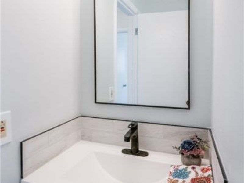 715 Highland Park Drive, Akron, OH 44319 Photo 30