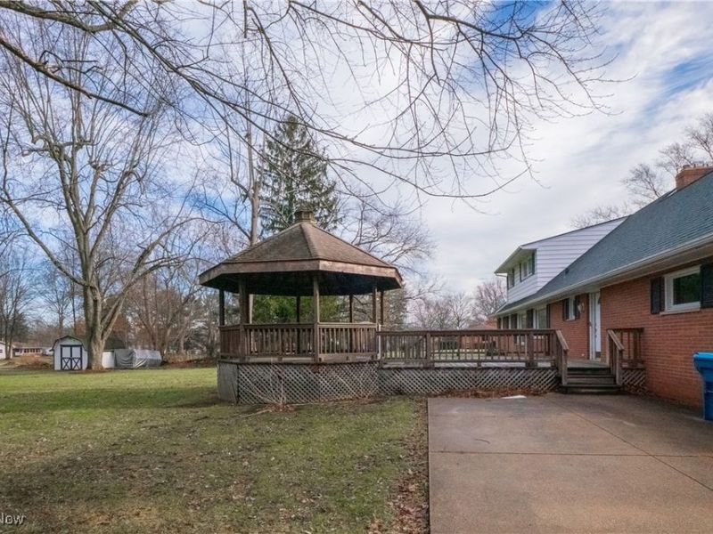 715 Highland Park Drive, Akron, OH 44319 Photo 41