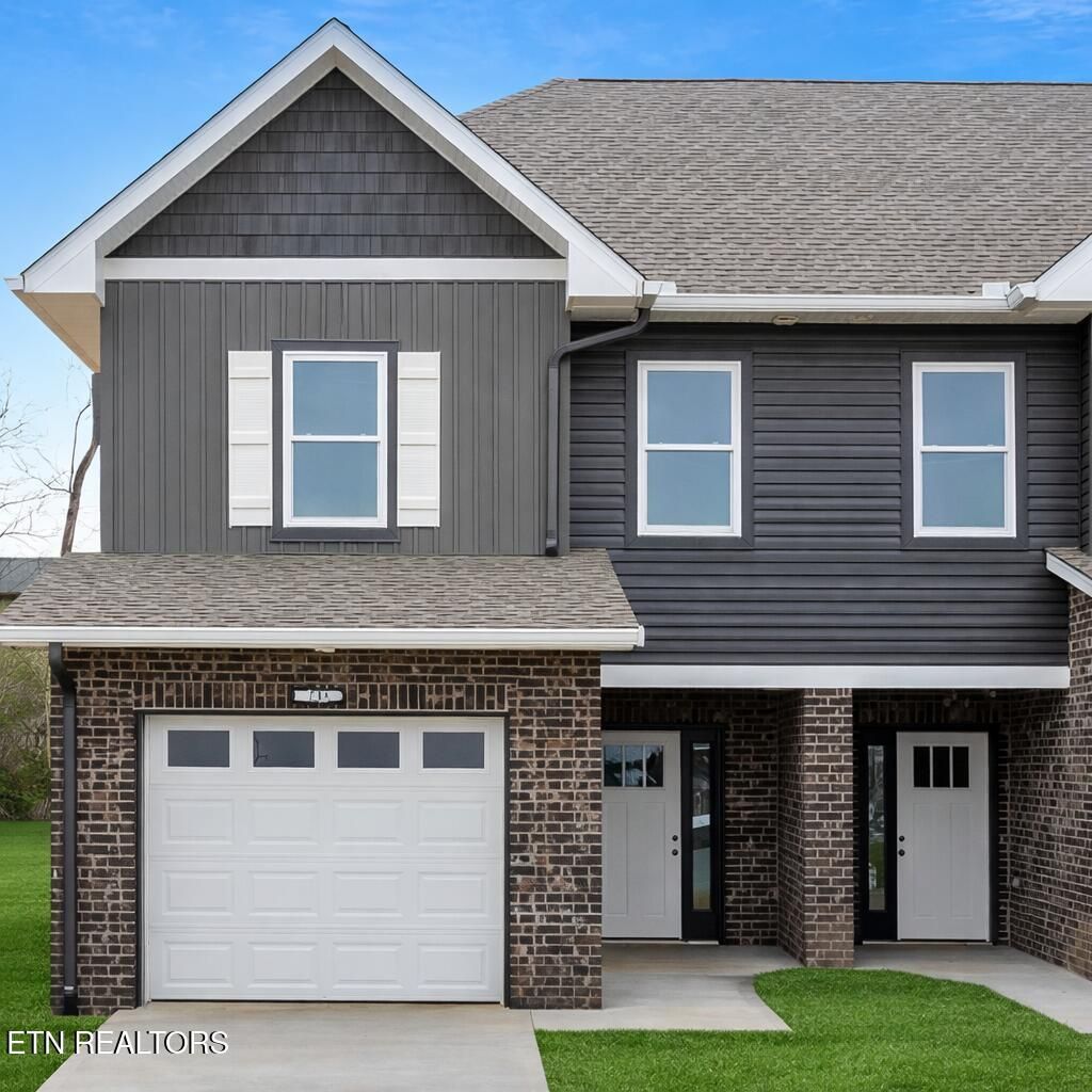 713 Haig St, Maryville, TN 37801 Main Photo
