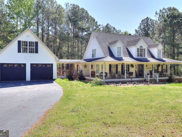377 Lakeview Drive, Newborn, GA 30056