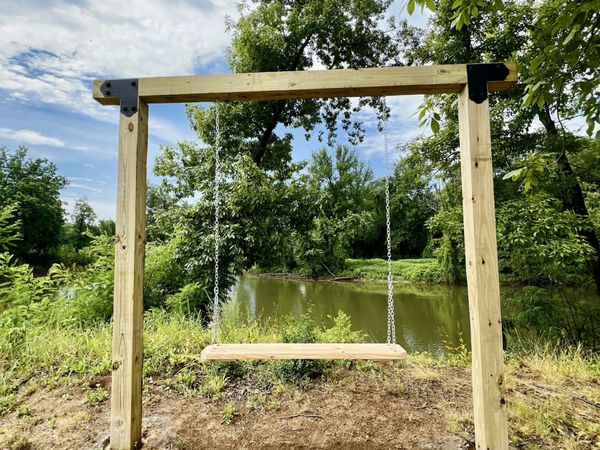 6725 Cravens Rd, Savannah, TN 38372