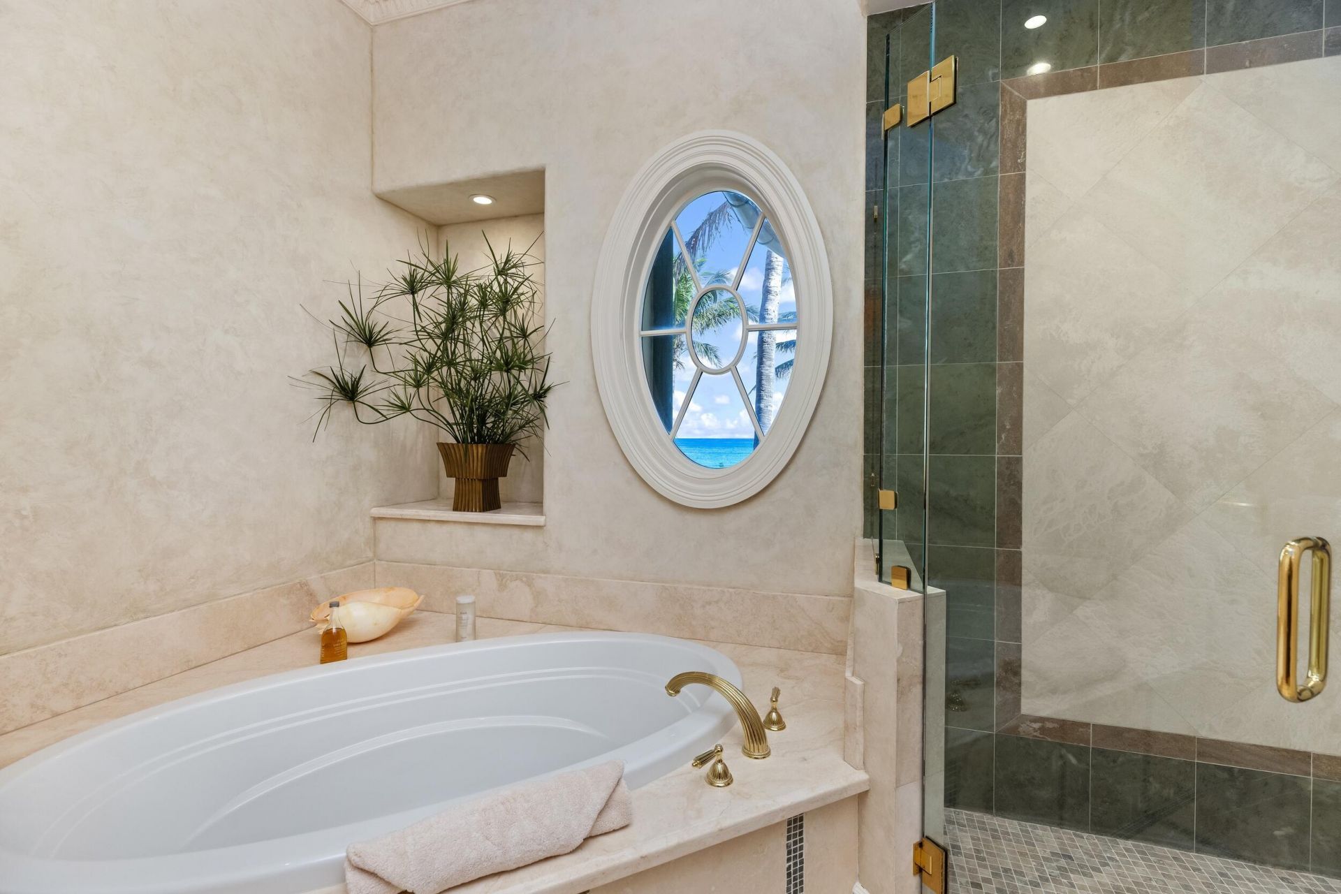 820 S Ocean Boulevard, Manalapan, FL 33462 Photo