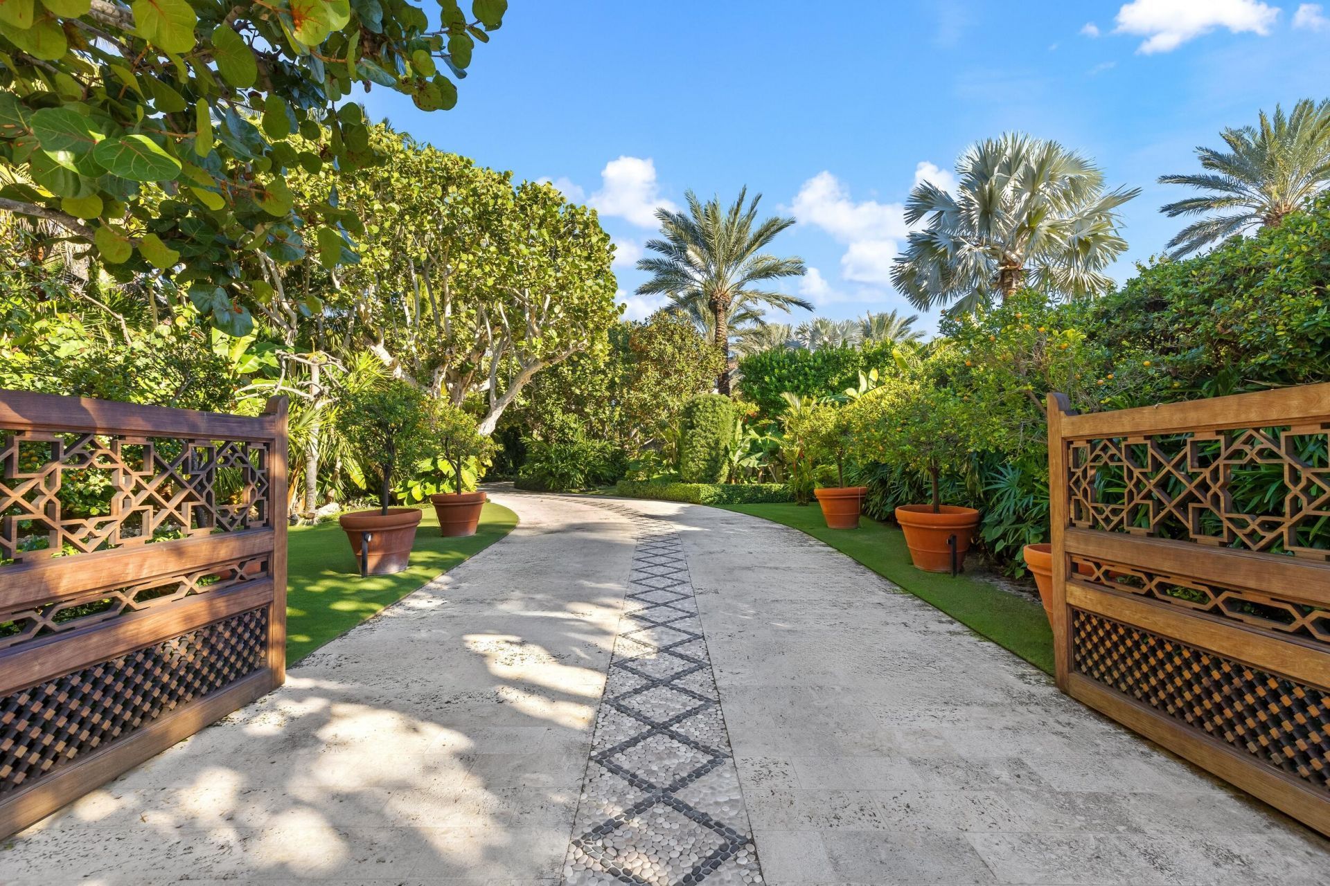 820 S Ocean Boulevard, Manalapan, FL 33462 Photo