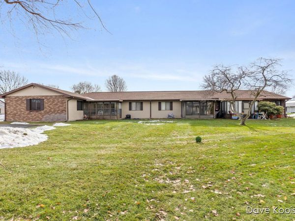 5064 Green Meadow Road, Kalamazoo, MI 49009
