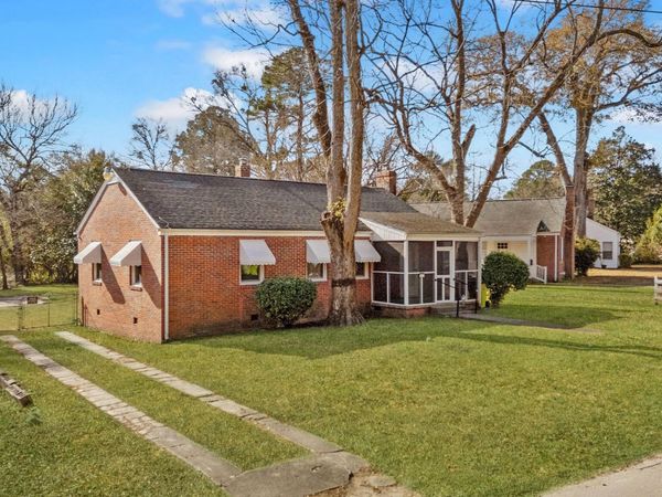 1603 Oakwood Avenue, New Bern, NC 28560