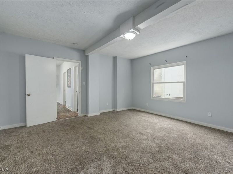 5678 Hamlet Avenue, Cleveland, OH 44127 Photo 17