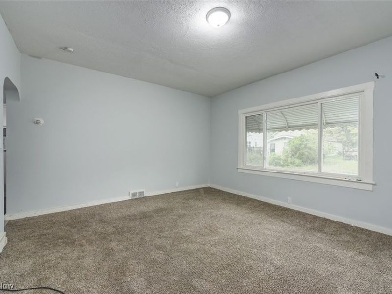 5678 Hamlet Avenue, Cleveland, OH 44127 Photo 20