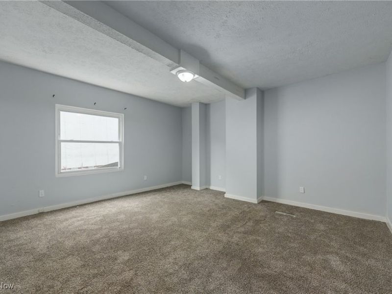 5678 Hamlet Avenue, Cleveland, OH 44127 Photo 21