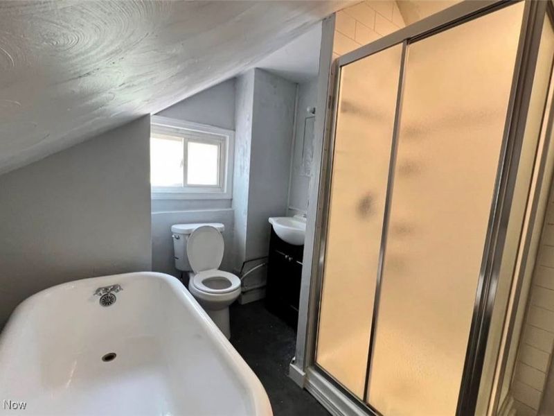 5678 Hamlet Avenue, Cleveland, OH 44127 Photo 24