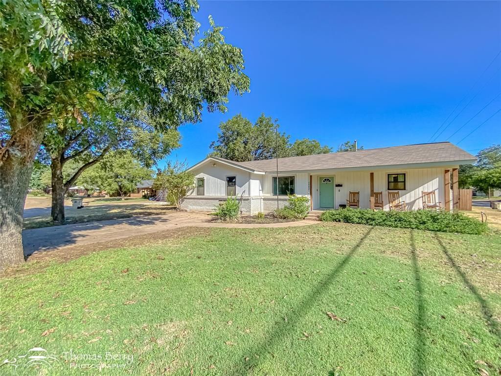 1502 Sunset Street, Merkel, TX 79536 Main Photo