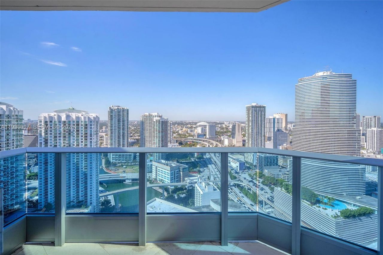 200 Biscayne Boulevard Way, Unit 4202, Miami, FL 33131 Photo
