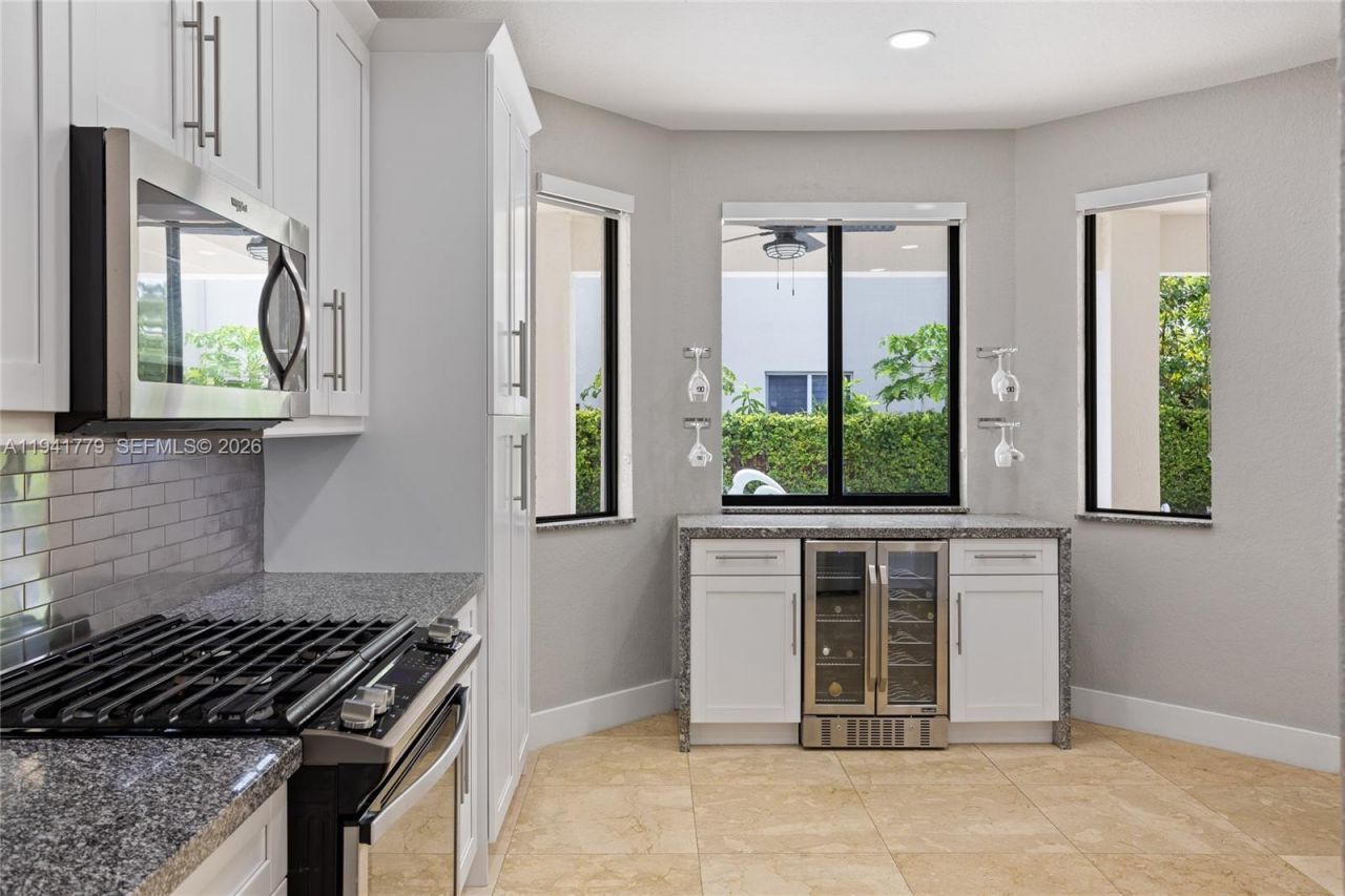 5324 SW 164 Ct, Miami, FL 33185 Photo