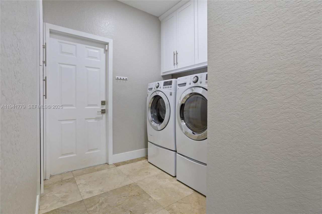 5324 SW 164 Ct, Miami, FL 33185 Photo