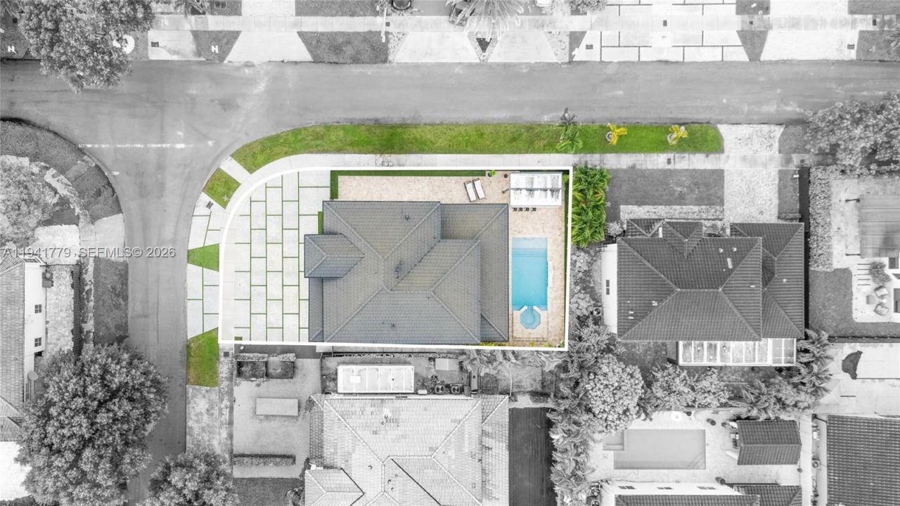 5324 SW 164 Ct, Miami, FL 33185 Photo