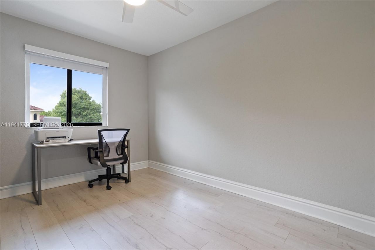 5324 SW 164 Ct, Miami, FL 33185 Photo