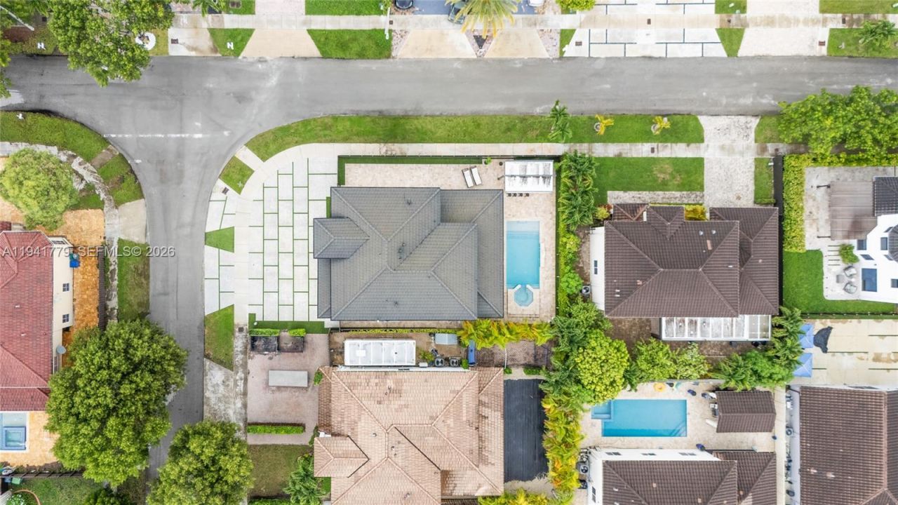 5324 SW 164 Ct, Miami, FL 33185 Photo