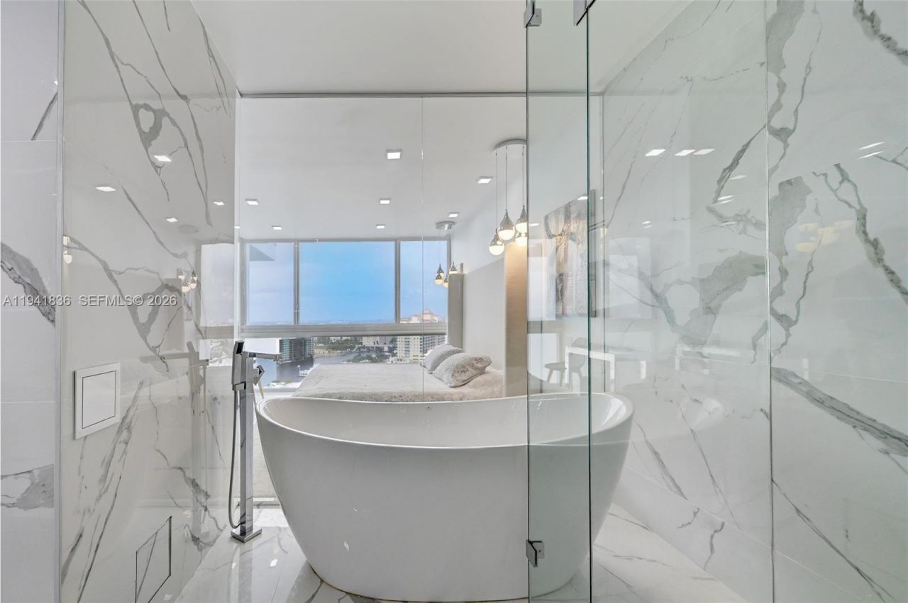 2715 N Ocean Blvd, Unit PH F, Fort Lauderdale, FL 33308 Photo