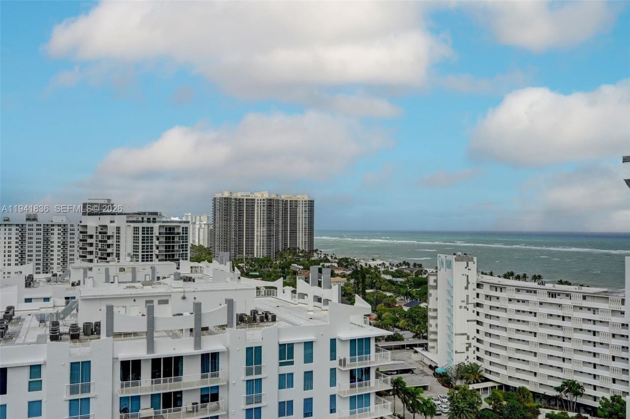 2715 N Ocean Blvd, Unit PH F, Fort Lauderdale, FL 33308 Photo