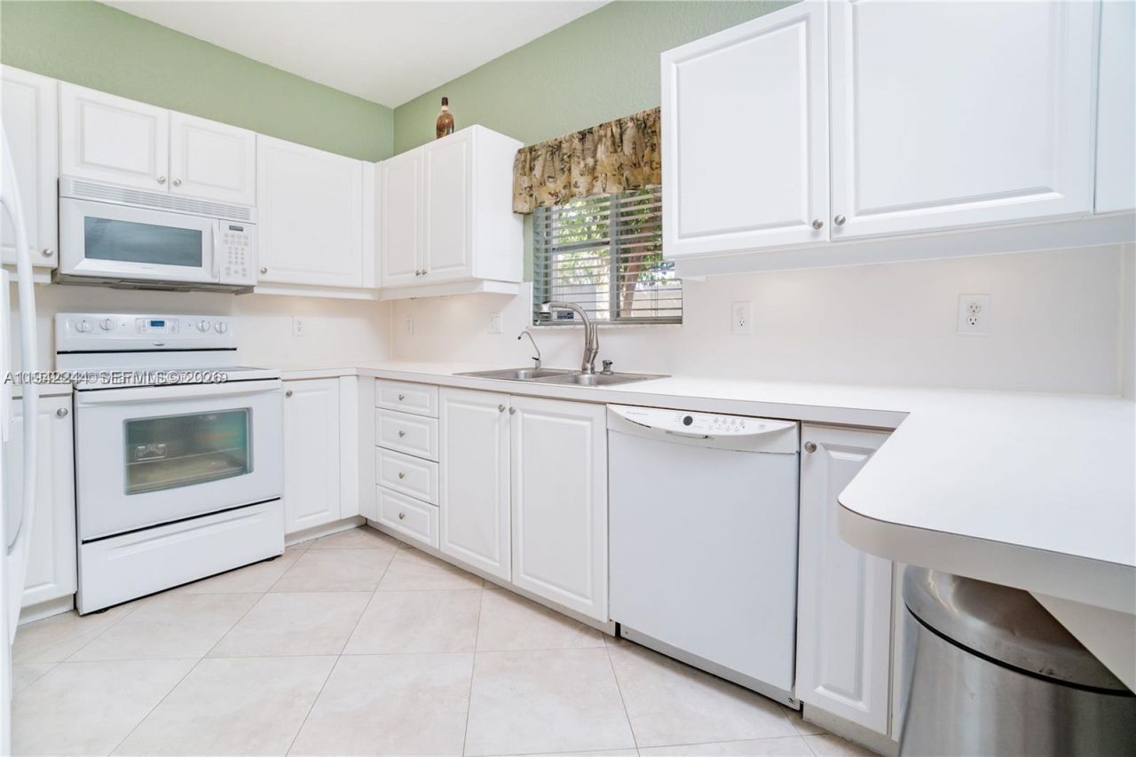 11425 NW 34th Pl, Sunrise, FL 33323 Photo