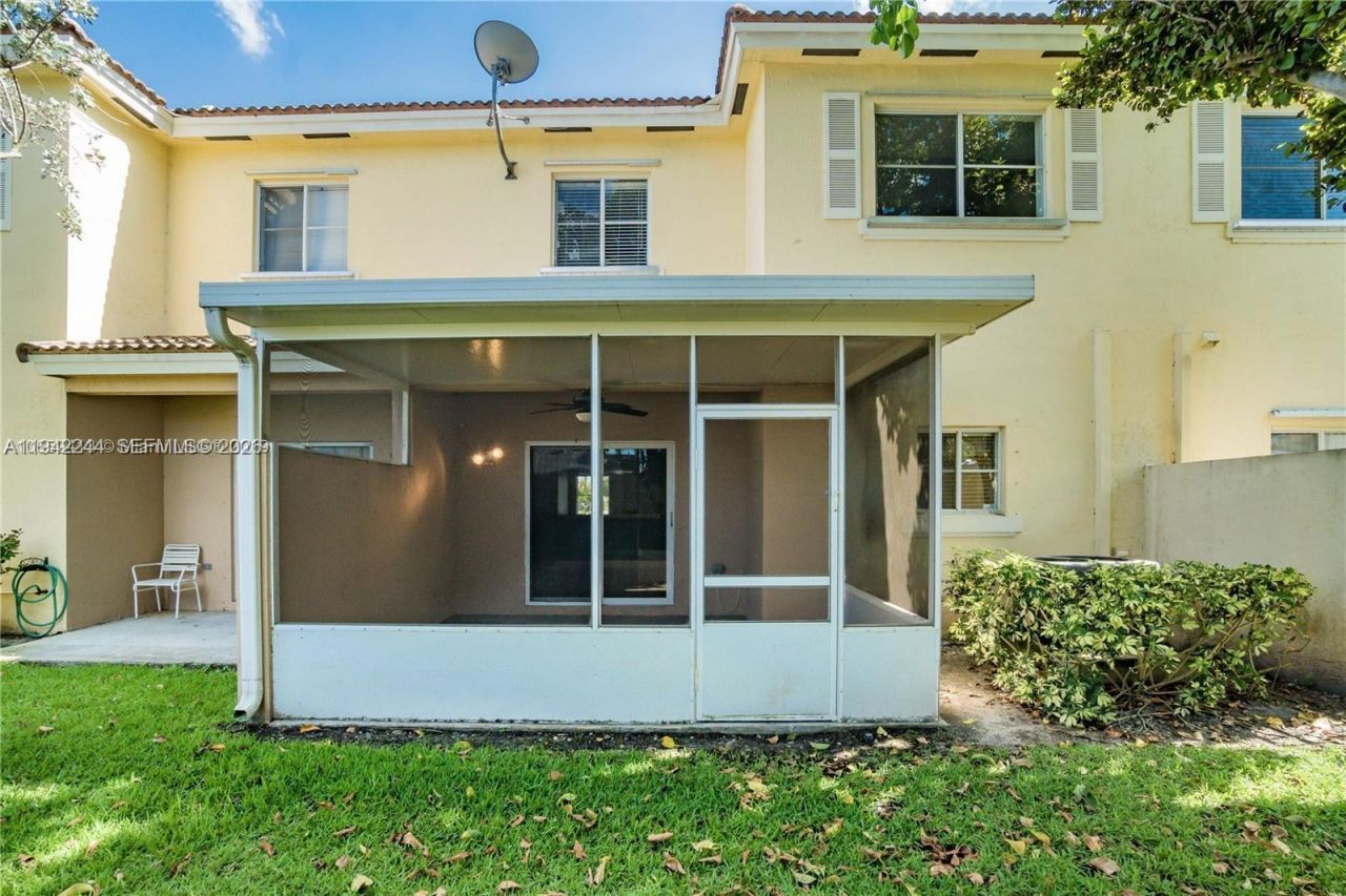 11425 NW 34th Pl, Sunrise, FL 33323 Photo