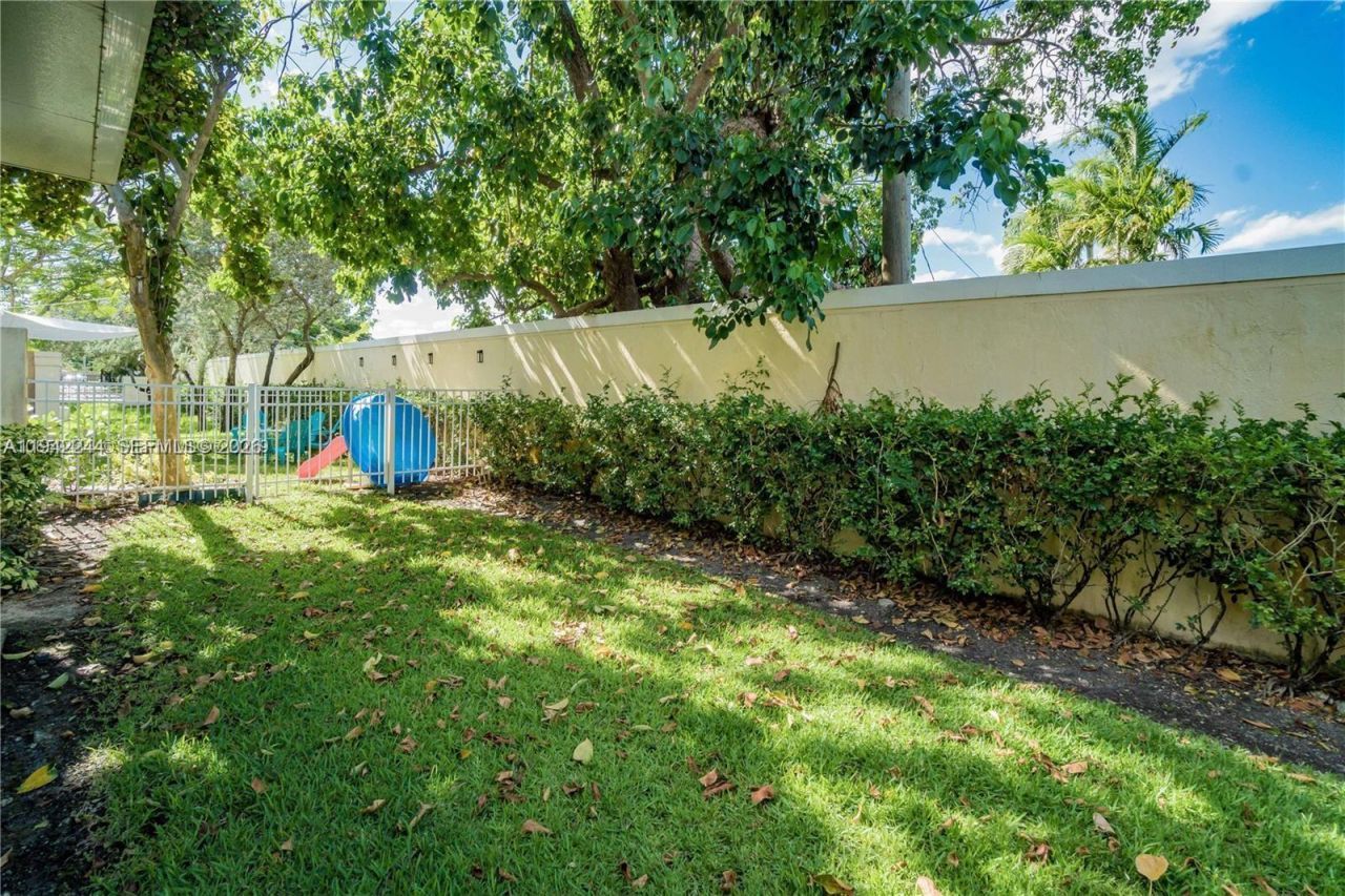 11425 NW 34th Pl, Sunrise, FL 33323 Photo