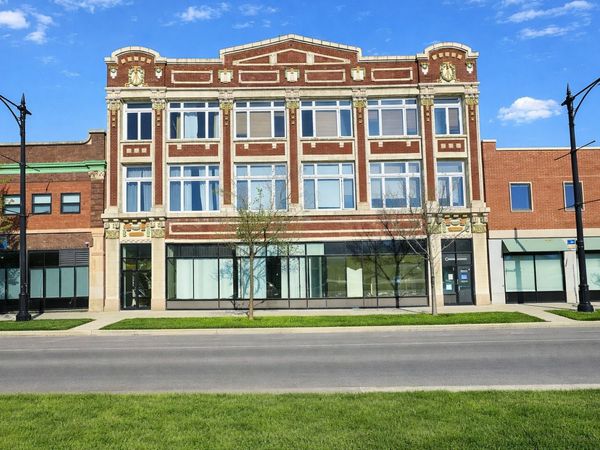 2542 W North Avenue, Chicago, IL 60647