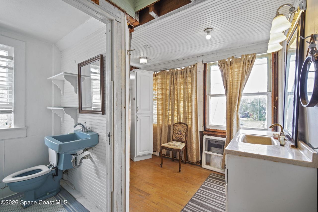 2612 Riverview Drive, Melbourne, FL 32901 Photo