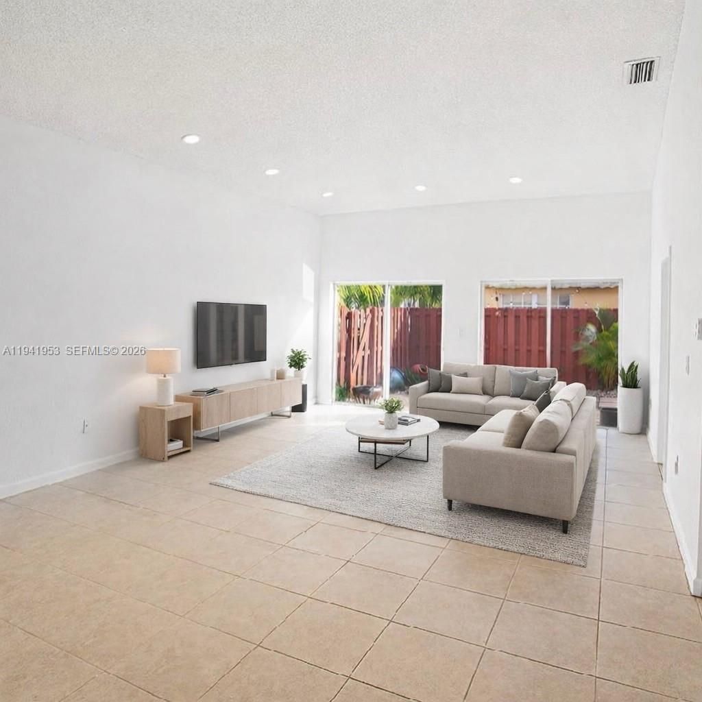 16222 SW 102nd Ter, Miami, FL 33196 Photo