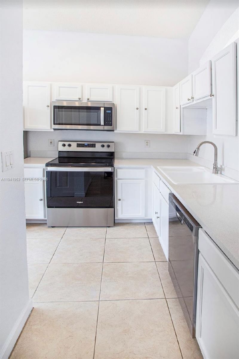 16222 SW 102nd Ter, Miami, FL 33196 Photo