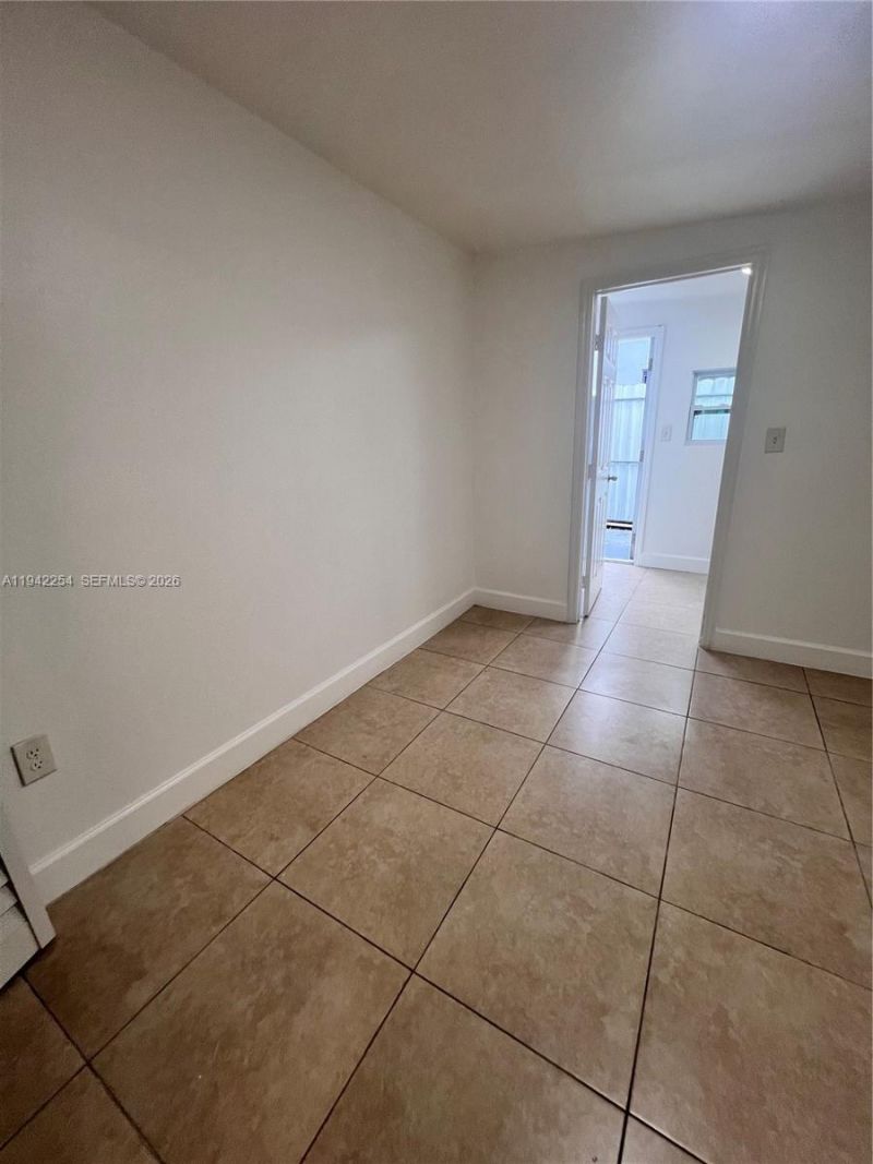 14763 SW 173rd Ter, Unit 1, Miami, FL 33187 Photo