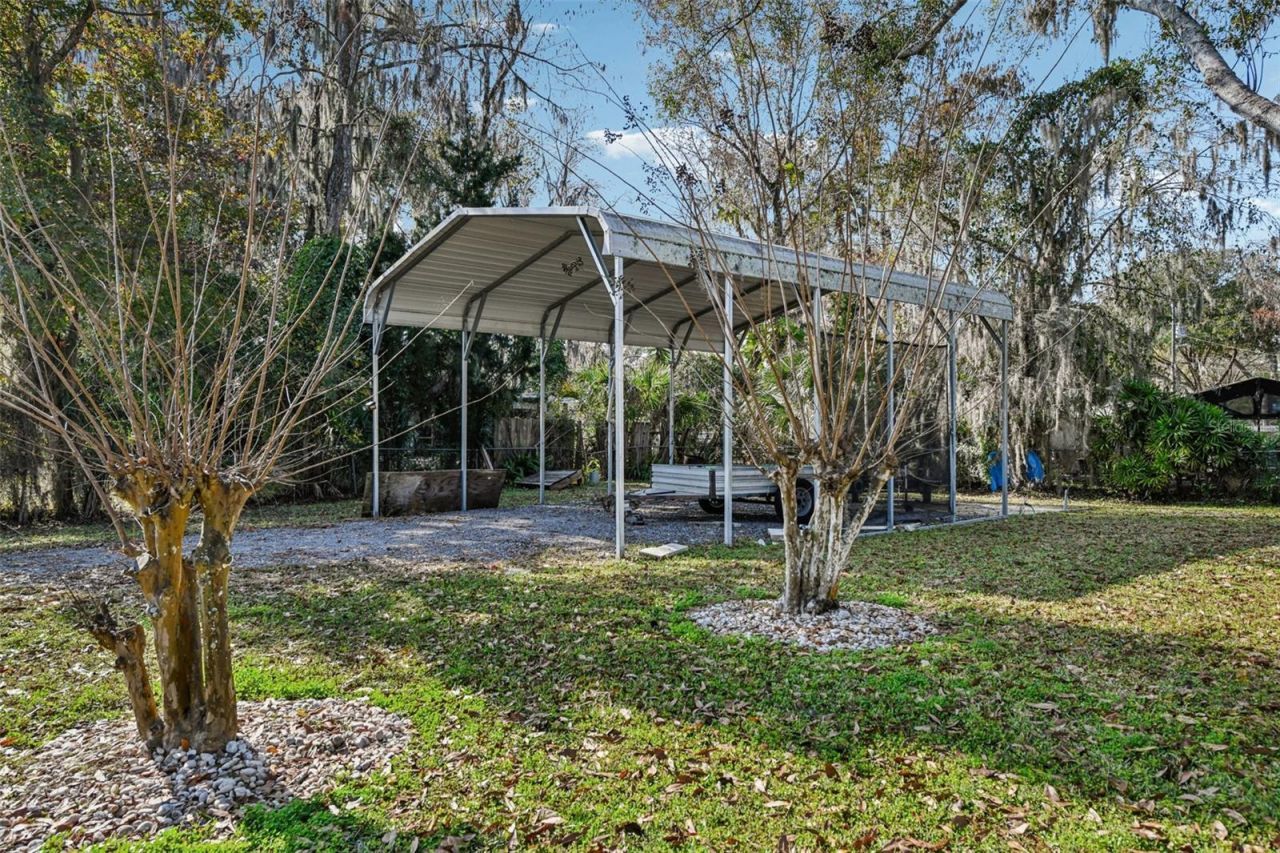 56305 Redbud Road, Astor, FL 32102 Photo