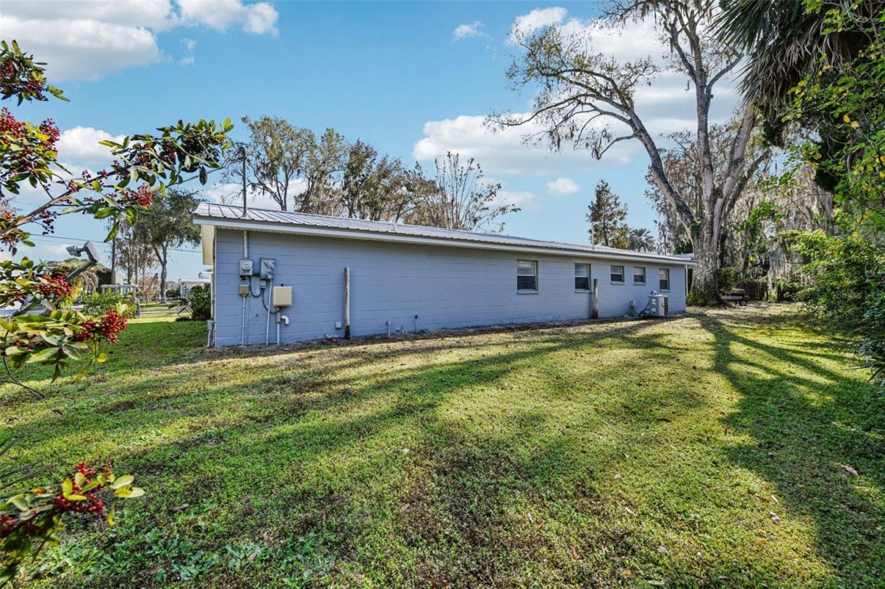 56305 Redbud Road, Astor, FL 32102 Photo