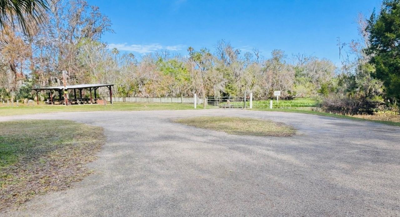 56305 Redbud Road, Astor, FL 32102 Photo