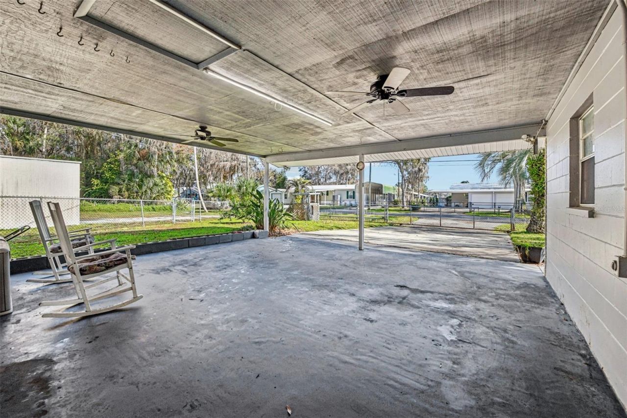 56305 Redbud Road, Astor, FL 32102 Photo