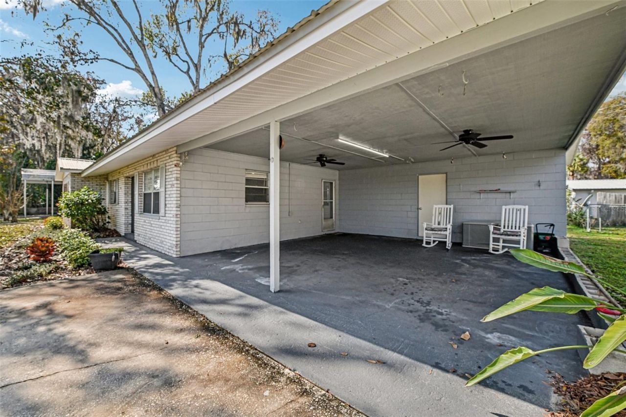 56305 Redbud Road, Astor, FL 32102 Photo