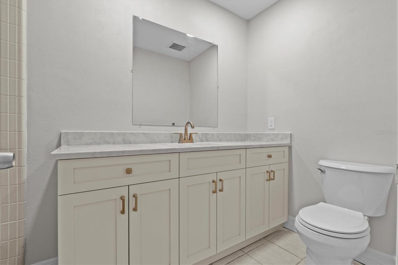 810 S West Shore Boulevard, Tampa, FL 33609 Photo