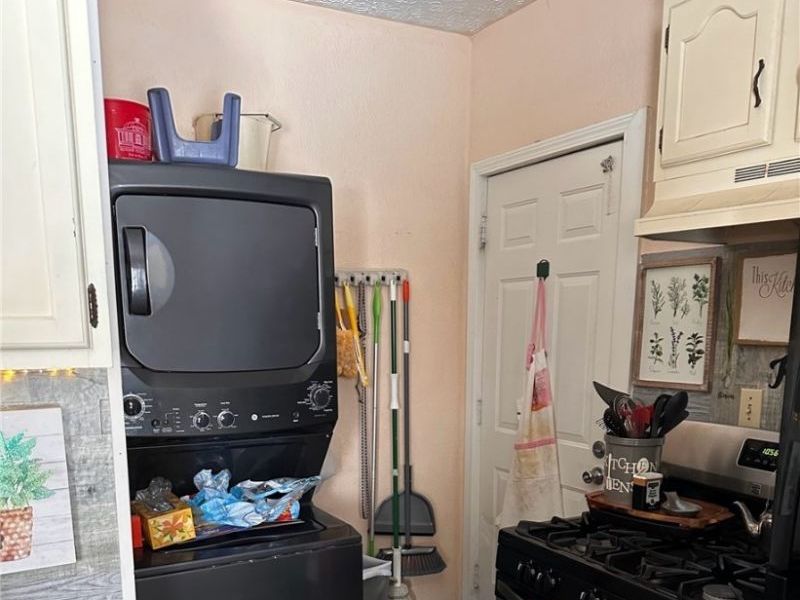 510 E 25th Street, Lorain, OH 44055 Photo 10