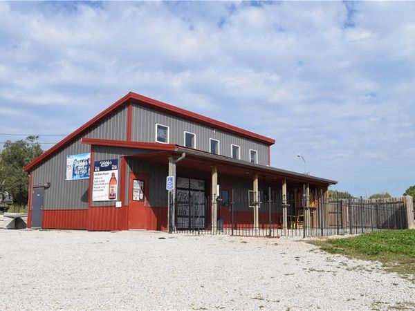 26192 Neosho Road, Garnett, KS 66032