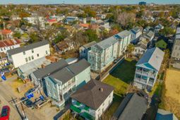 321 Ashley Avenue photo 4